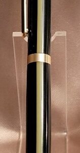 Thin Gold Line Pen